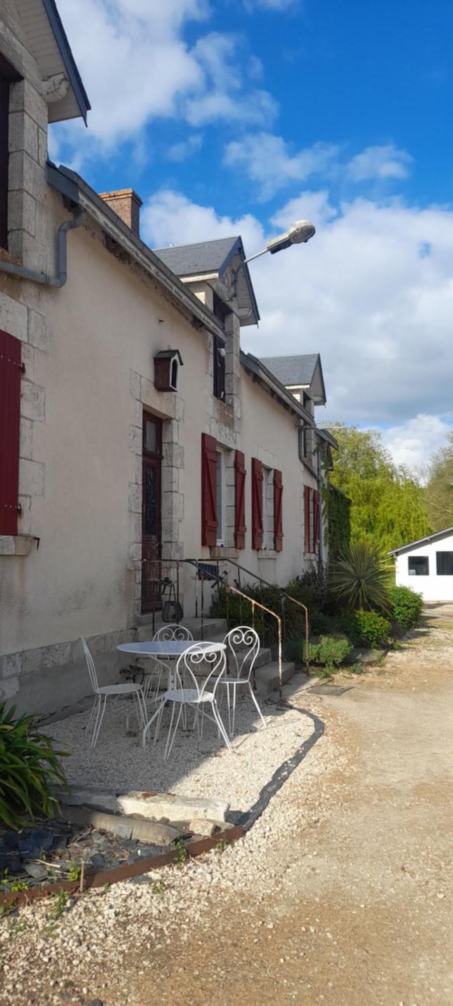 La Ferme De L'Isle Et Sa Roulotte Avaray Exterior foto