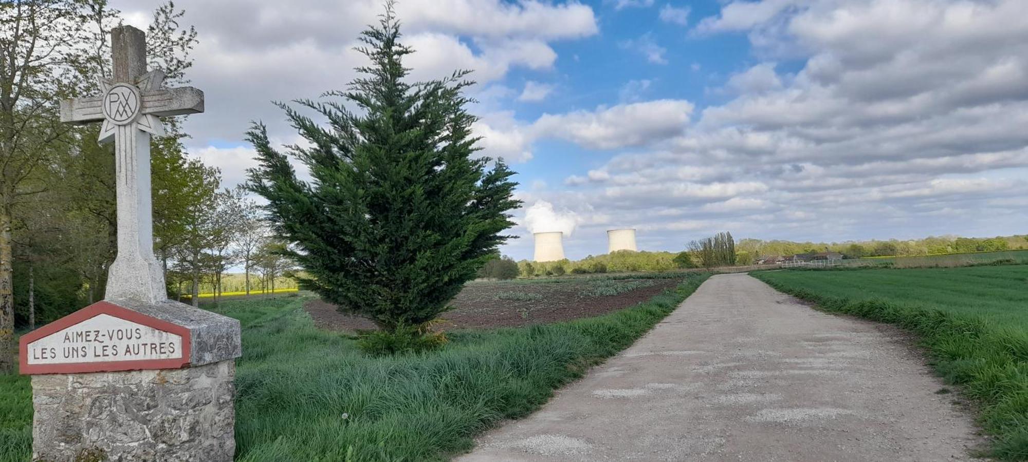 La Ferme De L'Isle Et Sa Roulotte Avaray Exterior foto